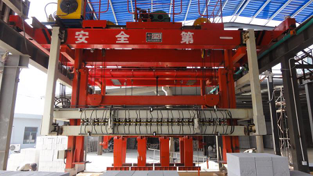 加氣線掰板機(jī) 加氣線掰板機(jī)
